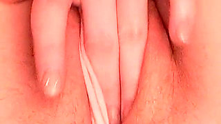 Close-up Desire: Slow Touches, Fingering, Orgasm & Pure Intimacy
