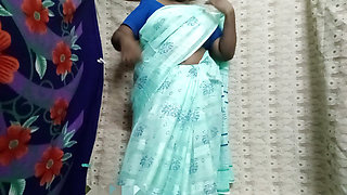 Tamil beautiful wife navel licked with tongue and sucked and took full romantic mood home made sex