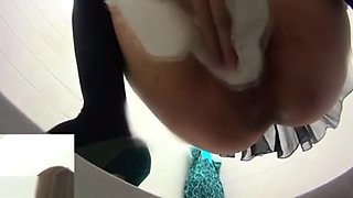 Japanese Ho Pee In Toilet