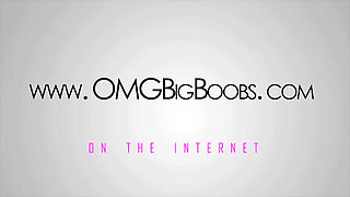 Big boobs bouncing