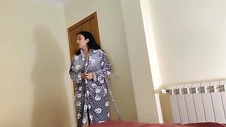 Invitation to Sleep in a MILF's Home After Being Kicked Out