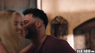 Steamy teenager came and fucks moms husband