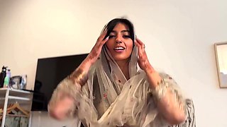 TikTok Temptress: Muslim MILF's Naughty Interracial Encounter