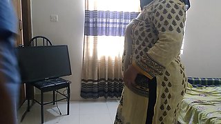 Sexy Woman Wants to Fucking with a TV Mechanic While Servicing the TV - Huge Cum Behind