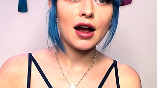Big boobs milf masturbates with her dildo