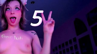 Cute amateur webcam teen girl toying pussy on webcam
