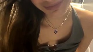Shy_priincess masturbates in public toilet