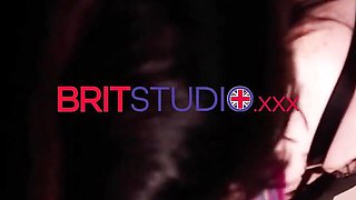 Wet bird - cumshot trailer - Brit Studio
