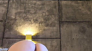 College girl Alice Klay use her feet to make me cum