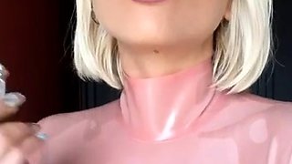 Blonde emo amateur solo masturbation