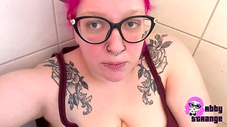 Peeing From My Pussy