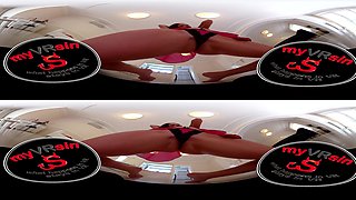 Rebecca Volpetti - Face Sitting 1 On 1 - Upskirt Fingering Shaved Pussy