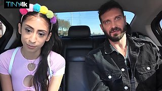 Sona bella hooks up with Big Cock on the rail home