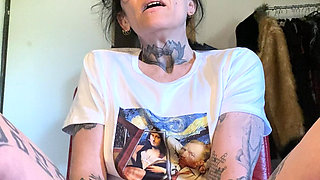 Creamy Orgasm on a Big Dildo