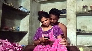 College Girl Fuccing Her Boyfriend in Bedroom