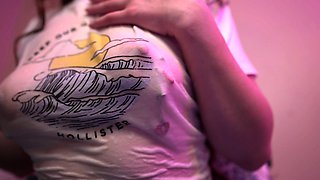 Slutty amateur flashing her big boobs in the backseat