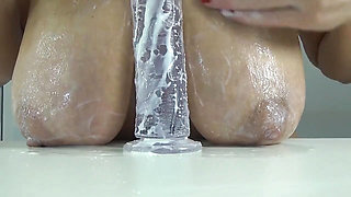 Big Hanging Tits in Milk