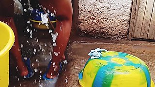 Bathing My Pregnant GF Outdoor, Dirty Environment Vibes