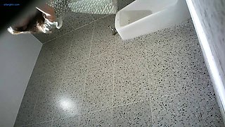 Amateur couple hidden cam