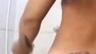 Hot MILF Washes Herself Before Fucking