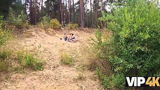 Skinny girl Olivia lets a stranger fuck her ass for cash POV