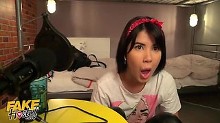 ASMR Japanese girl Lady Dee ahegao orgasm wet pussy hostel sex