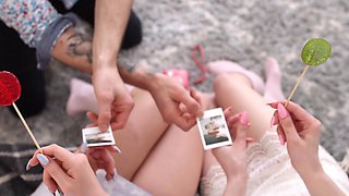 Afternoon Threesome 2 - A Fox,H Rey