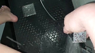AMATEUR- SAUDI ARABIAN SNOWWHITE- WATER STIMULATION- MULTIPLY INTENSE REAL ORGASM IN SHOWER AT HOME-BEAUTIFUL WHITE GIRL- MUSLIM