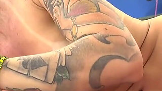 Hot Student Picks up Teacher in Short Pants