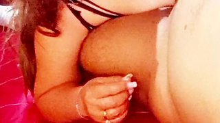 Dildos and Squirts: This Was the Weekend with a MILF Granny