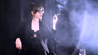 Mistress Danica latex solo masturbation