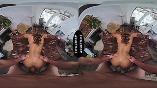 Kylie Le Beau and Dante Colle enjoy passionate anal sex in vr