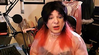 Deepthroat trainng - sissy shares helpful advice  tips