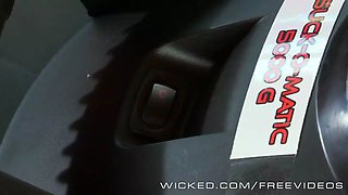 Veronica Avluv likes James Deens sales pitch