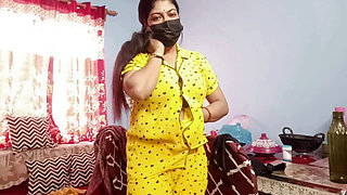Indian Big Tits Aunty Changing Saree Slowly, Hairy Pussy Tease by Hot Desi Mom Homemade
