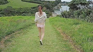 Taiwan student showing off sexy body in public new zealand