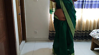 Hot Bhabhi Fucked by Debar Jab Patni Bathroom Pas Gea