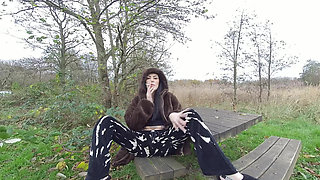 Shay London - Smoking