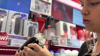 Exploring Tokyo's Crazy Sex Shops! Toy tryout!!