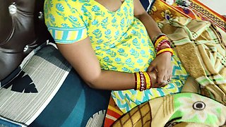 Indian Bhabhi Xshika Fucking Hard with Devar