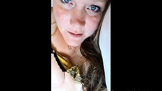 Bondage fetish solo toying hussy