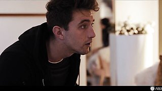 Come-hither Catherine Knight and Jimmy Bud's indie girl video