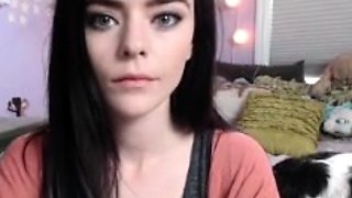 Brunette Solo Webcam Masturbation