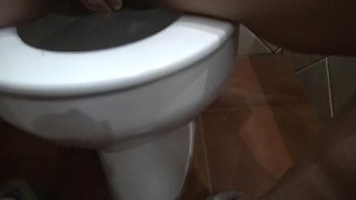 My Stepson Follows Me to See How I Piss From My Hairy Pussy