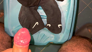 Jerking off on my socks