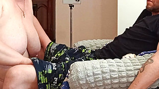 I do blowjob blowjob and jerk off my stepson's dick until he cums