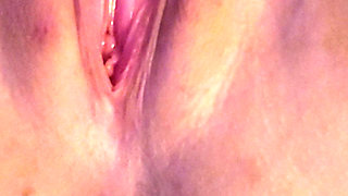 Instructions on how to play with every pussy.