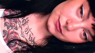 Amateur webcam babe dildo masturbation