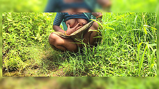 Sister-in-law showed her pussy in the fields and fingered her pussy