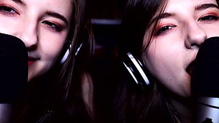 Cute brunette amateur teen masturbates on webcam